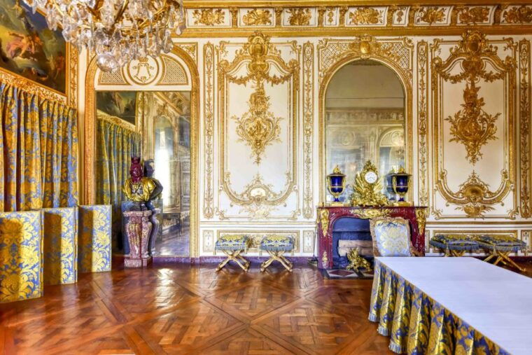 from-paris-versailles-palace-self-guided-gardens-tickets