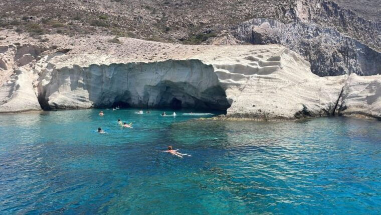 from-paros-antiparos-despotiko-odysseia-boat-daily-cruises