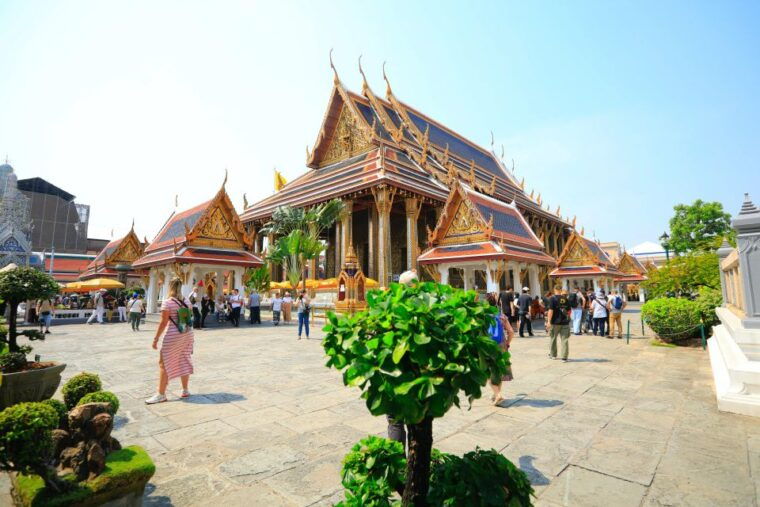from-pattaya-bangkok-temples-full-day-tour