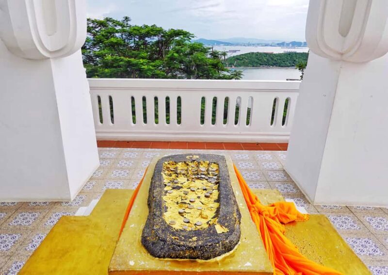 From Pattaya: Discover Koh Sichang's hidden gems at Si Racha - Who Will Love This Tour?