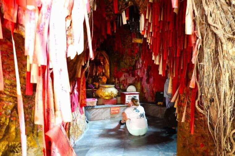 from-pattaya-discover-koh-sichangs-hidden-gems-at-si-racha