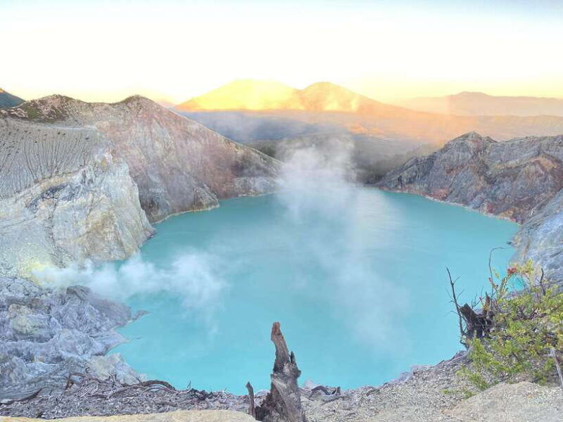 from-pemuteran-kawah-ijen-midnight-tour-with-sunrise