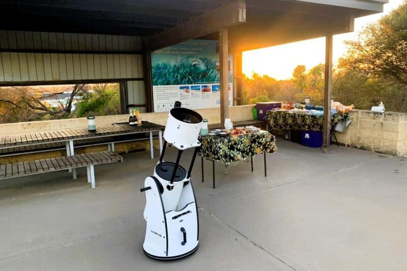 From Perth: Pinnacles Sunset and Stargazing Tour with Dinner - The Sum Up