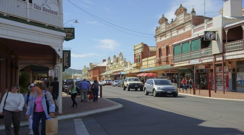 From Perth: Wave Rock and York Cultural Tour with a Guide - Exploring Western Australia: Wave Rock & York Cultural Tour with a Guide