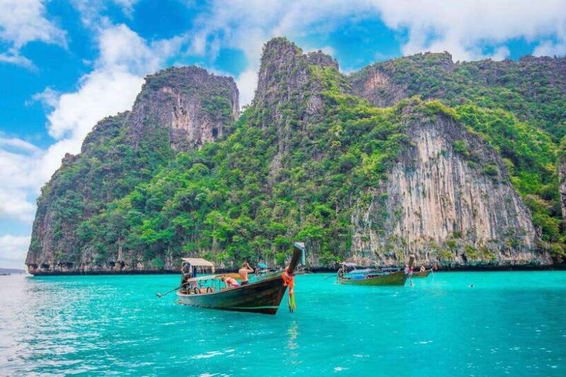 From Phi Phi islands: Phi Phi, Maya Area by longtail Boat - Key Points