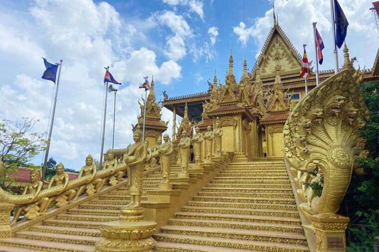 from-phnom-penh-half-day-silk-island-tour-with-guide