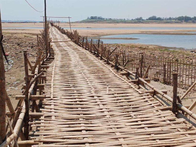 from-phnom-penh-kampong-cham-day-trip-with-nokor-bachey