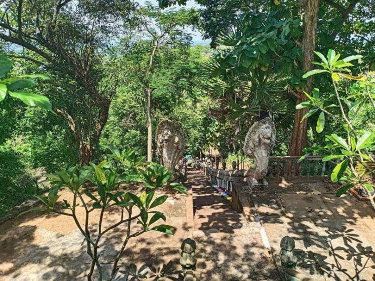 from-phnom-penh-kampong-cham-day-trip-with-nokor-bachey