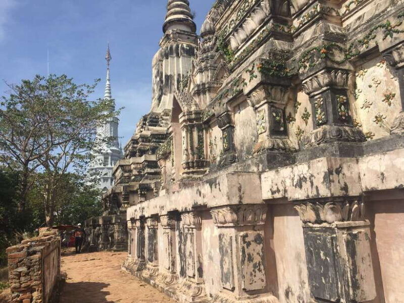 from-phnom-penh-oudongk-mountain-and-koh-chen-island-tour