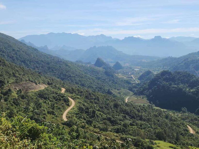 from-phonsavan-plain-of-jars-and-long-cheng-tour