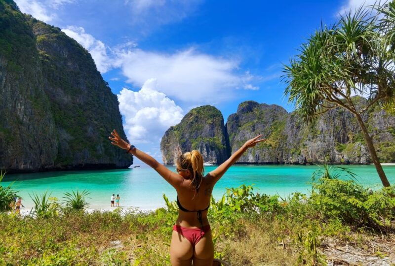 from-phuket-day-trip-to-phi-phi-with-private-longtail-tour
