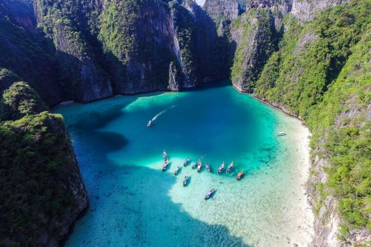 from-phuket-phi-phi-island-private-full-day-speedboat-trip