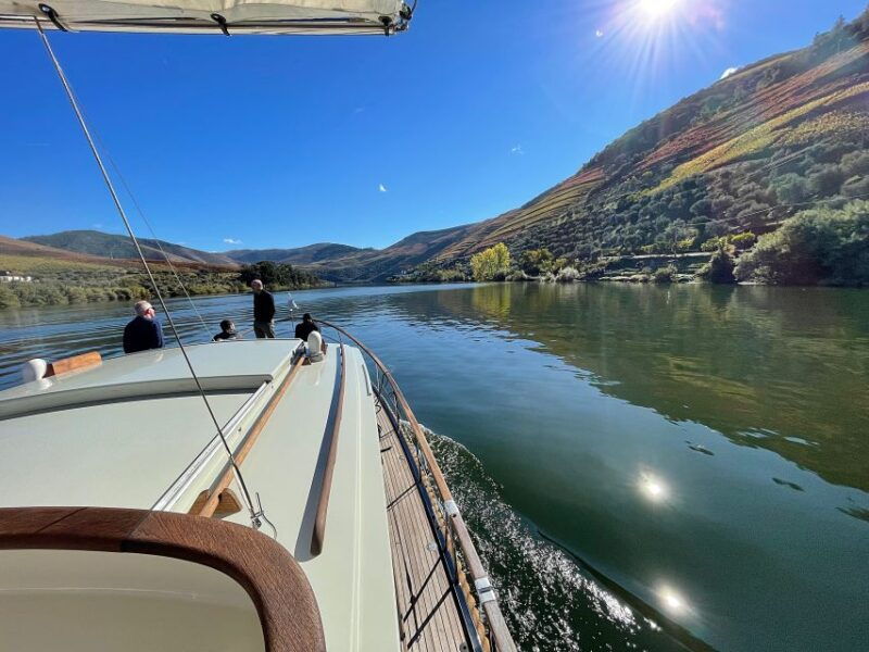 from-pinhao-private-yacht-cruise-along-the-douro-river
