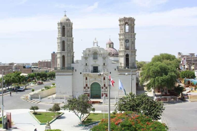 from-piura-tour-to-sechura-and-sandboarding