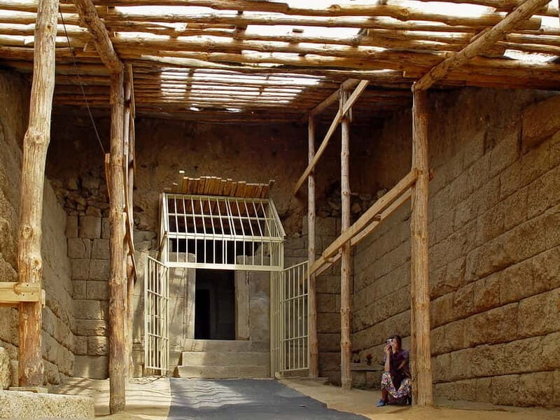 From Plovdiv: Koprivshtica and Starosel Thracian Tomb Tour - Authentic Experiences and Highlights