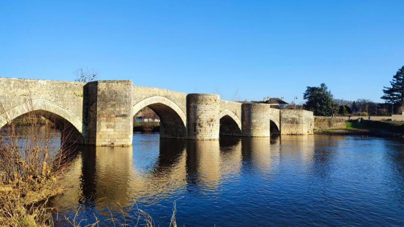 from-poitiers-private-tour-of-saint-savin