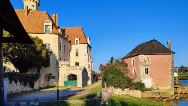 from-poitiers-private-tour-of-saint-savin