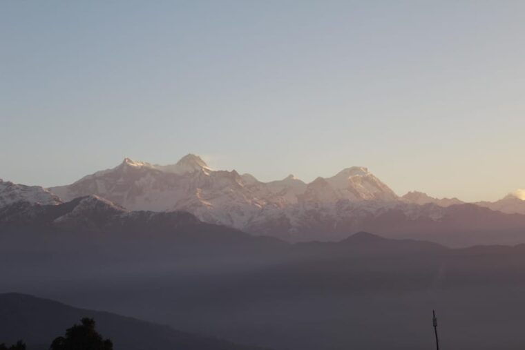 from-pokhara-day-hiking-australian-camp-dhampus