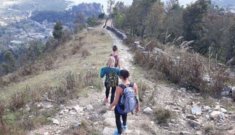from-pokhara-guided-tour-to-sarangkot-sunrise-with-day-hike