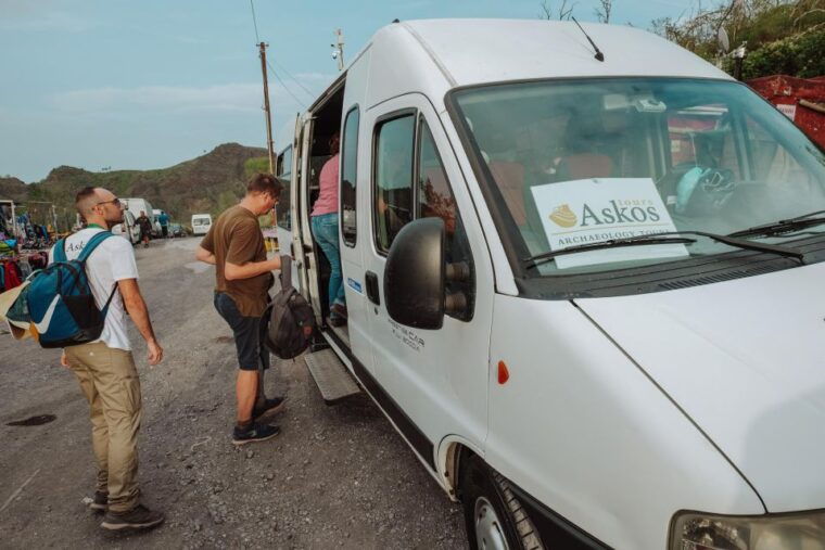 from-pompeii-mount-vesuvius-guided-tour-with-transfer