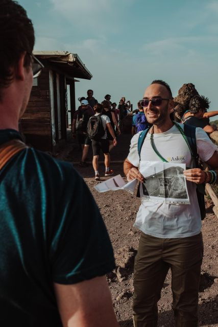 from-pompeii-mount-vesuvius-guided-tour-with-transfer