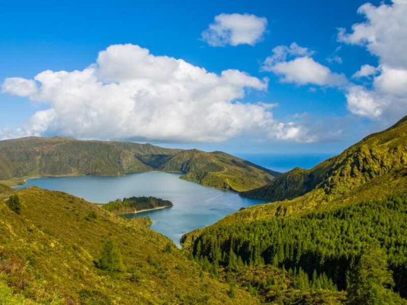 from-ponta-delgada-lagoa-do-fogo-half-day-guided-trip