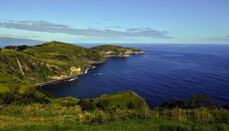 from-ponta-delgada-lagoa-do-fogo-hot-springs-day-trip