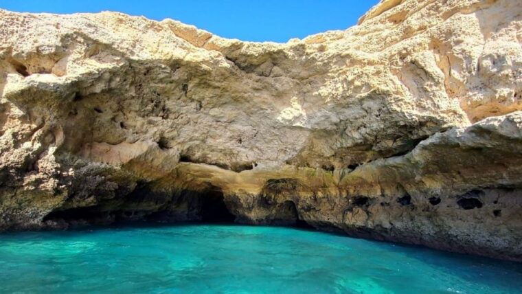 from-portimao-algar-de-benagil-and-sea-caves-boat-tour