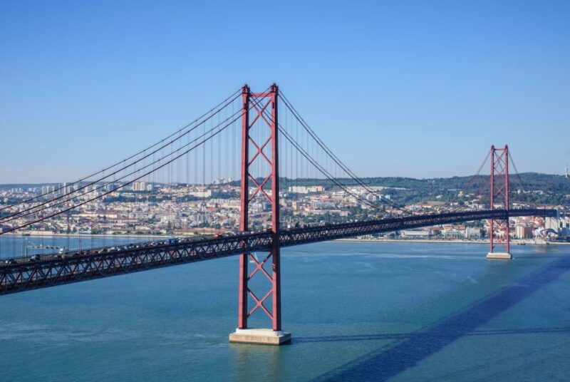from-portimao-or-albufeira-guided-full-day-trip-to-lisbon