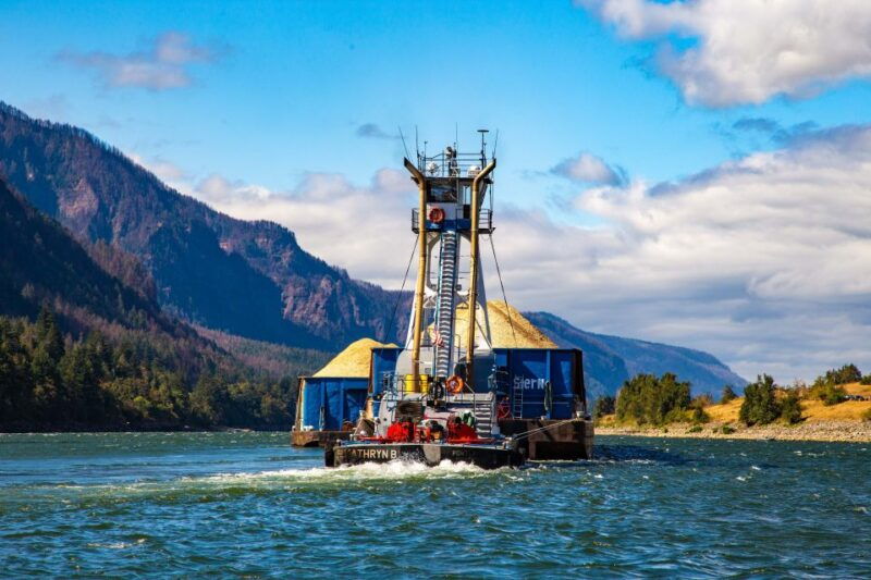 from-portland-bigfoot-adventure-3-5-hour-jetboat-cruise