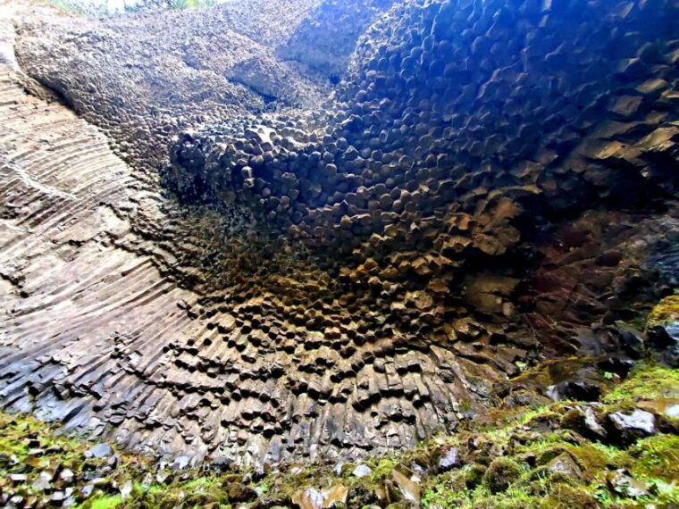 from-portland-full-day-gorge-waterfalls-mt-hood-tour