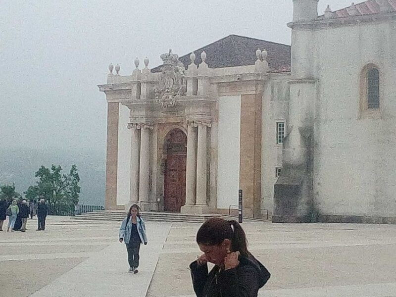 from-porto-aveiro-coimbra-small-group-tour-river-cruise