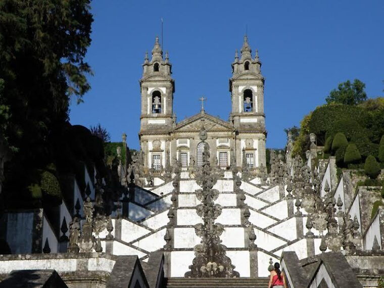 from-porto-braga-and-guimaraes-day-trip-with-lunch