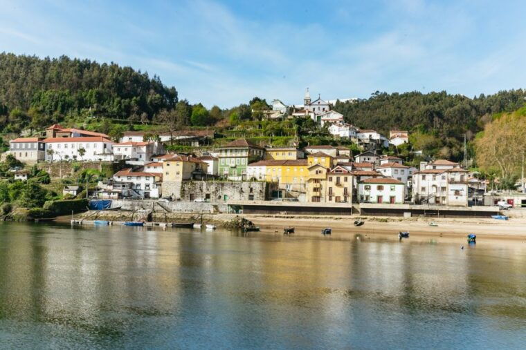 from-porto-douro-river-cruise-to-regua-with-lunch