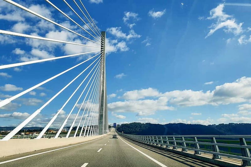 From Porto: Douro Valley with Wineries, Lunch and Boat Trip - Who Should Consider This Tour?