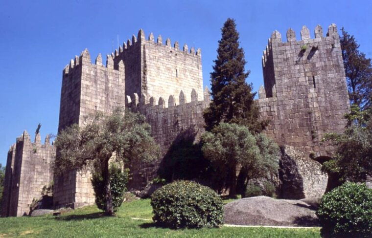 from-porto-full-day-trip-of-minho-region