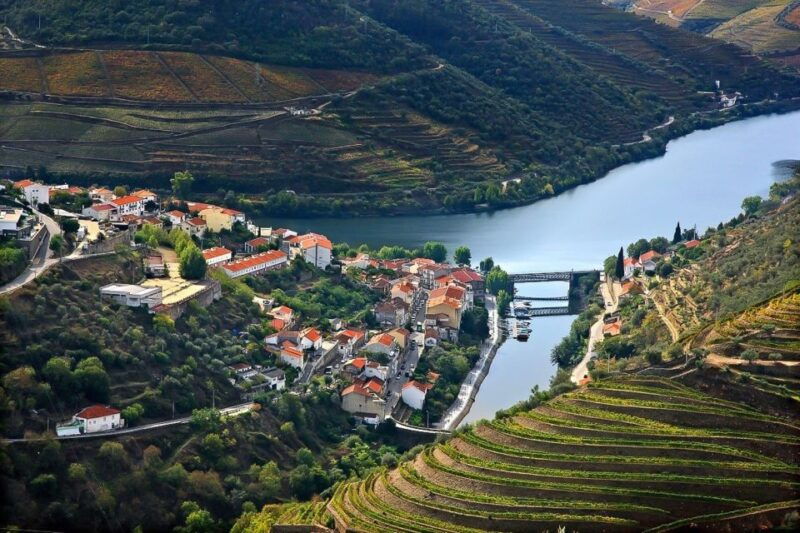 from-porto-pinhao-and-douro-valley-scenic-boat-tour
