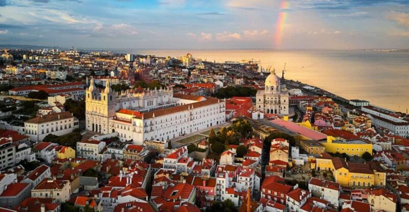 from-porto-private-sightseeing-lisbon-tour