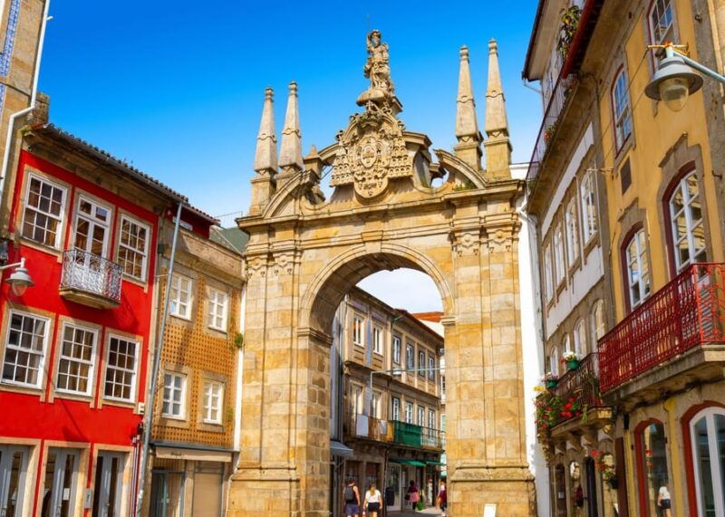 from-porto-viana-do-castelo-braga-and-guimaraes-day-tour