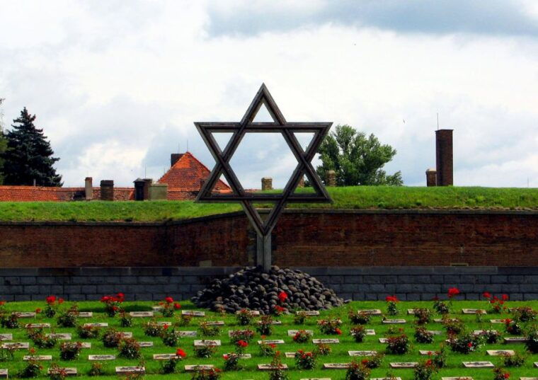 from-prague-all-inclusive-bus-tour-to-terezin-memorial