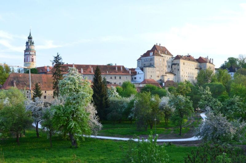 from-prague-full-day-trip-to-cesky-krumlov-2