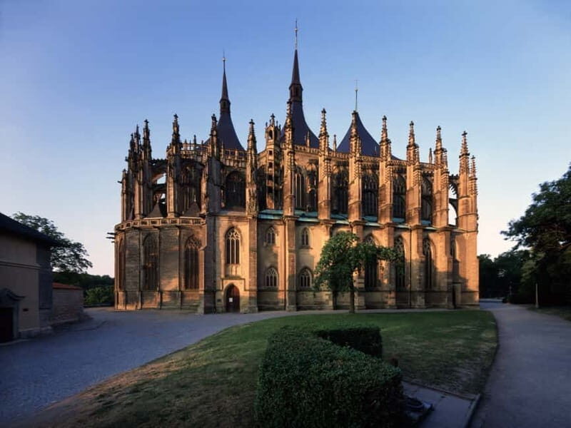 From Prague: Half-Day Coach Tour to Kutná Hora - Transport and Practicalities