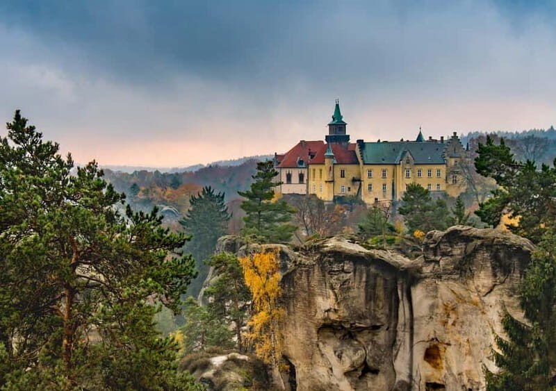 From Prague: Hike the Hidden Valleys of Bohemian Paradise - The Castle and the Lunch