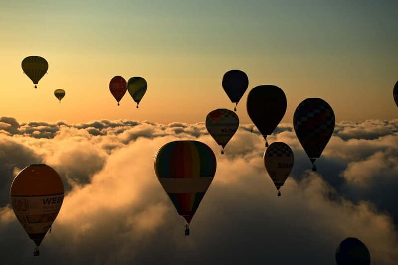 From Prague: Hot Air Balloon Ride with Champagne and Snacks - What Makes This Tour Stand Out?