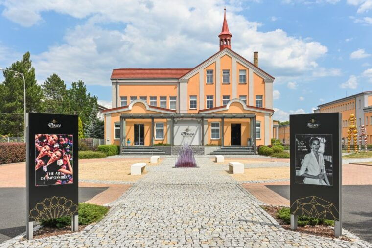 from-prague-karlovy-vary-full-day-tour