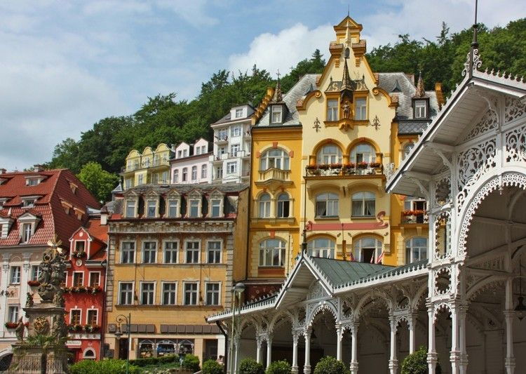from-prague-karlovy-vary-full-day-tour