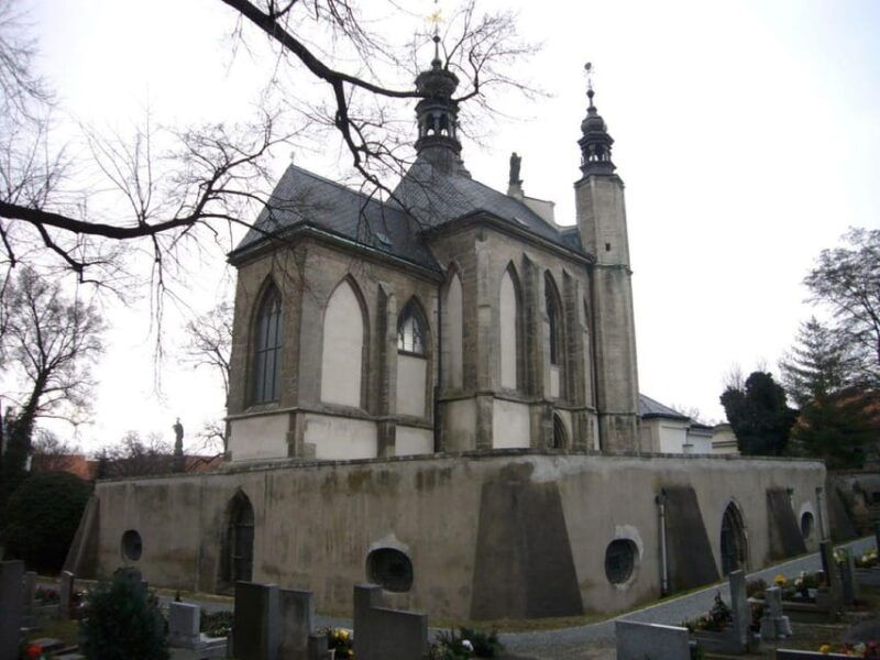from-prague-kutna-hora-day-trip-with-local