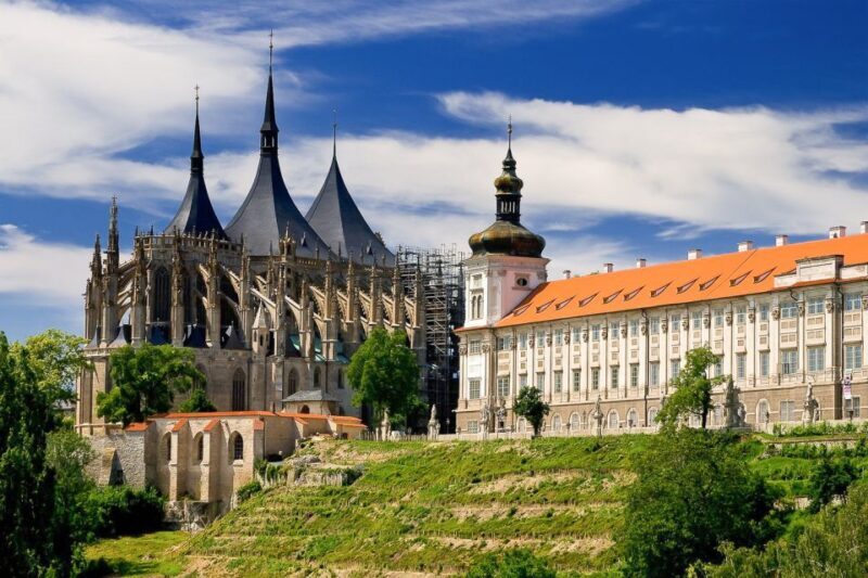 From Prague: Kutná Hora, St.Barbaras Church, Sedlec Ossuary - Starting the Journey: From Prague to Kutná Hora