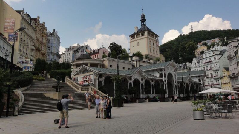 from-prague-private-karlovy-vary-crystal-factory-tour