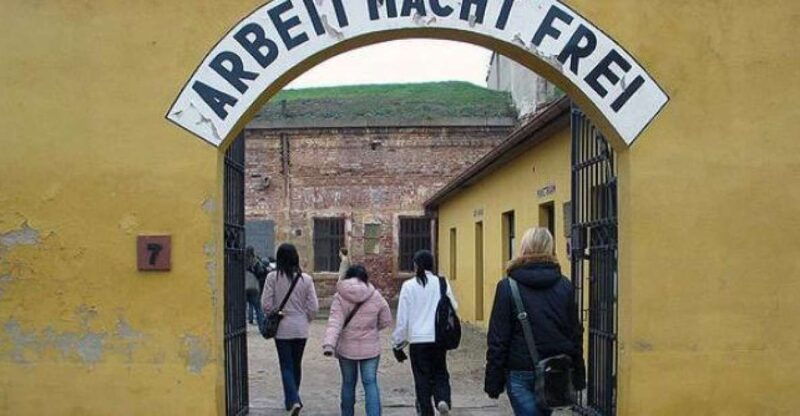 from-prague-terezin-concentration-camp-private-tour